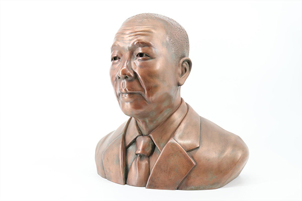 銅像風フィギュア製作例